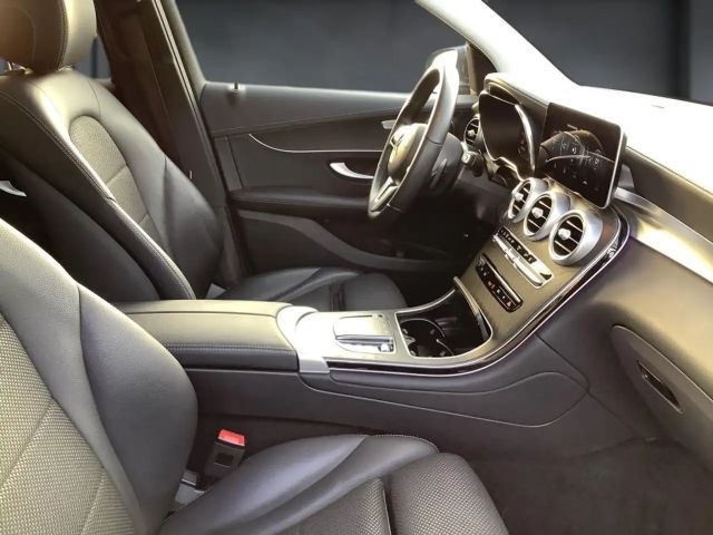 Mercedes-Benz GLC 300 4MATIC