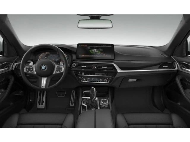 BMW 540 540d M-Sport Touring xDrive