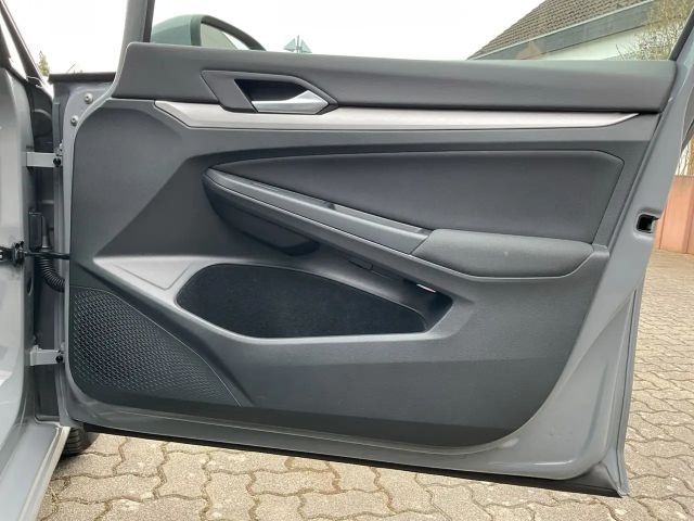 Volkswagen Golf 1.5 TSI Golf VIII Life
