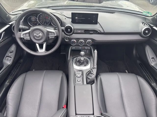 Mazda MX-5 Exclusive-line SkyActiv
