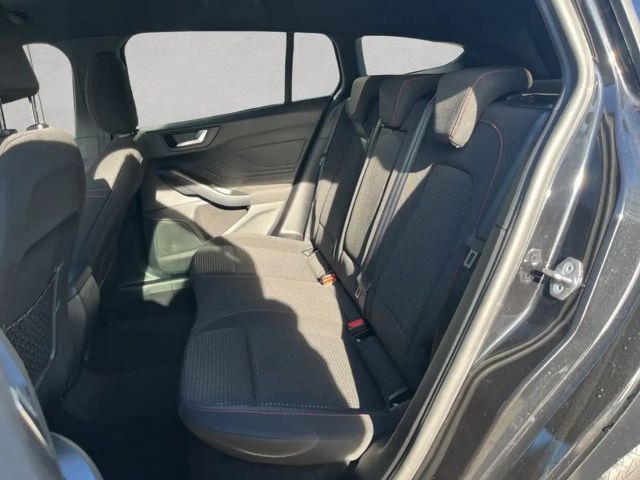 Ford Focus EcoBoost ST Line Wagon