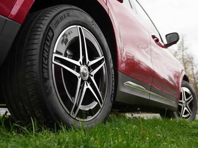 Mercedes-Benz EQA 300 4MATIC AMG Line