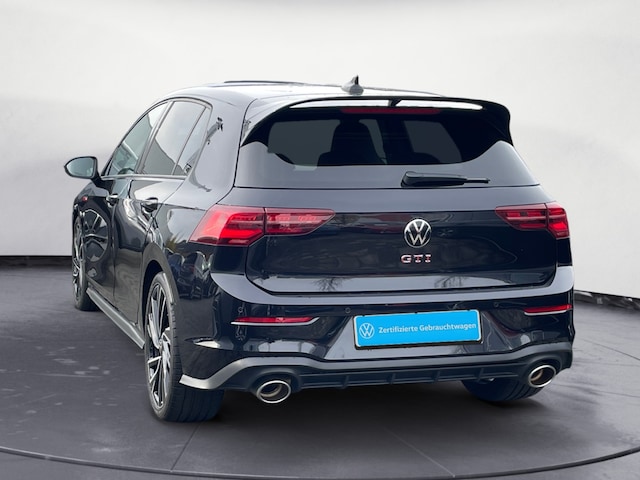 Volkswagen Golf 2.0 TSI DSG