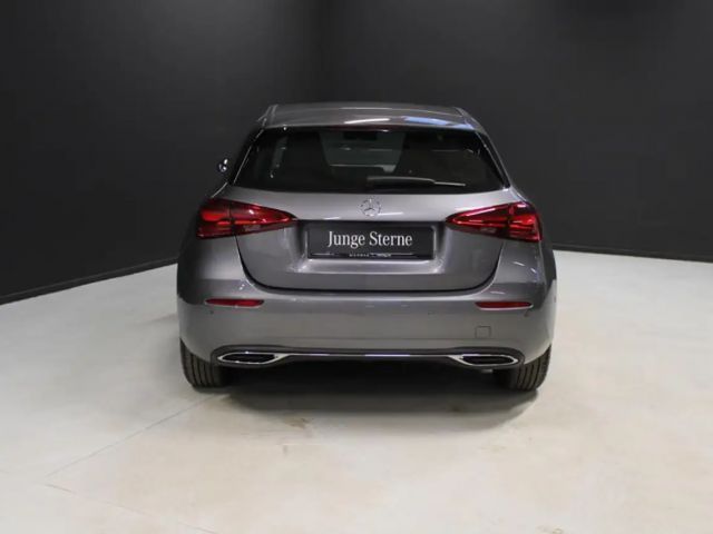 Mercedes-Benz A 200 A 200 d Progressive