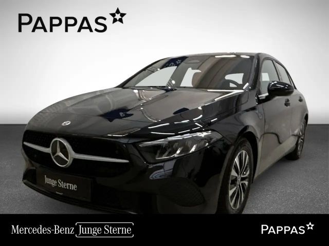 Mercedes-Benz A 180 A 180 d Hatchback
