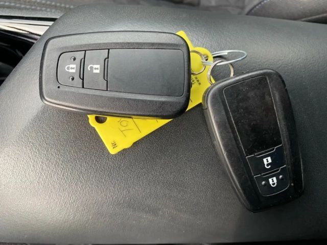 Toyota C-HR Hybride Team D