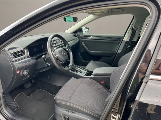 Skoda Superb 2.0 TDI Combi Style Style