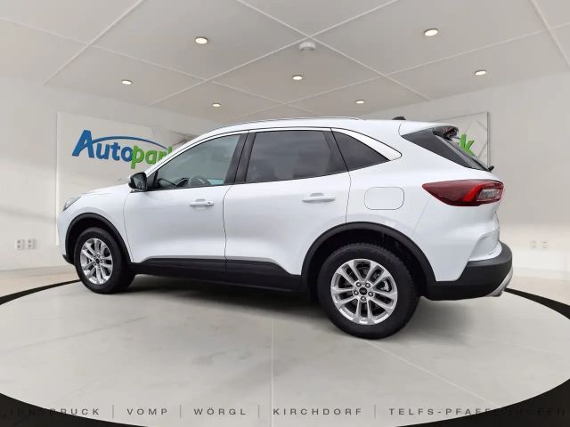 Ford Kuga AWD Hybrid Titanium