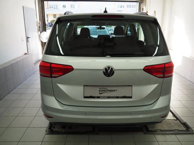 Volkswagen Touran DSG