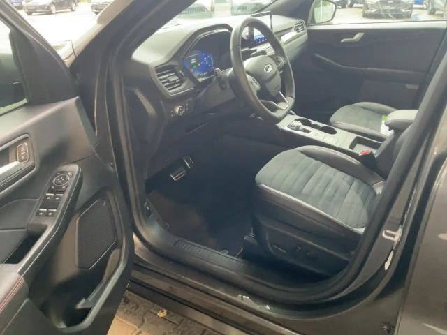 Ford Kuga Plug in Hybrid ST Line X