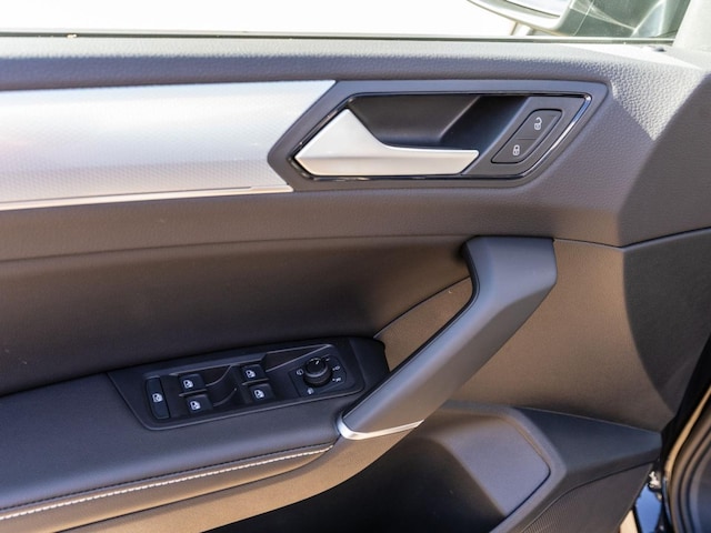 Volkswagen Touran Touran Goal 1.5TSI Navi RFK ACC SHZ PDC 7-Sitzer