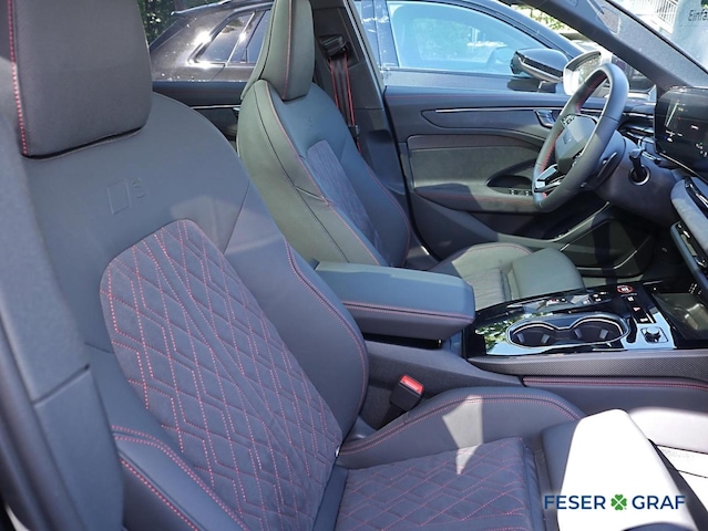 Audi A6 e-tron Avant Quattro