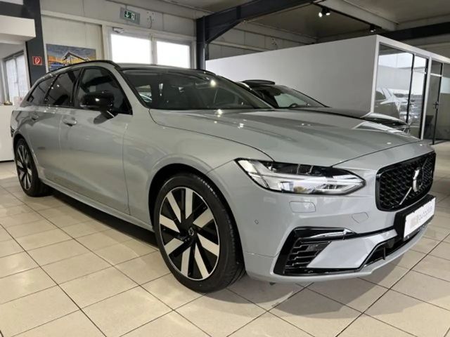 Volvo V90 AWD Dark Plus Recharge T6