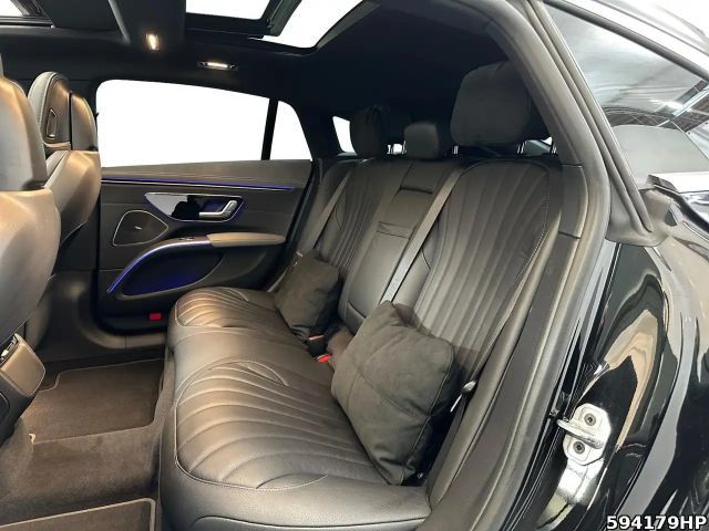 Mercedes-Benz EQS AMG Line Sedan