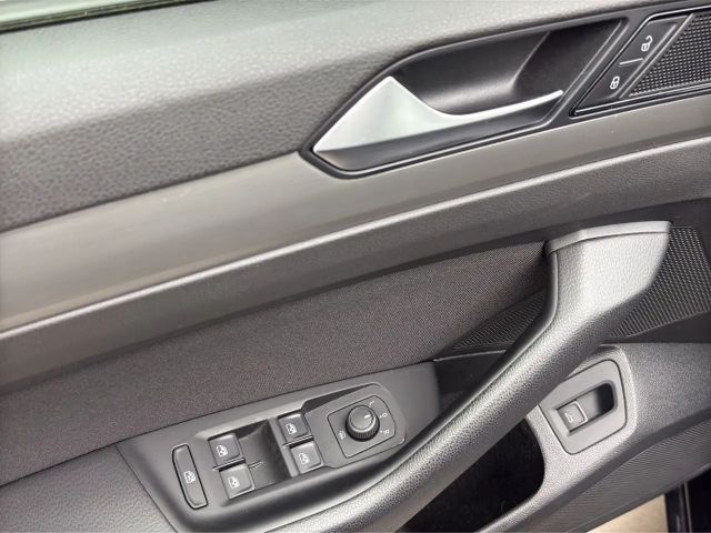 Volkswagen Passat 1.5 TSI DSG Variant