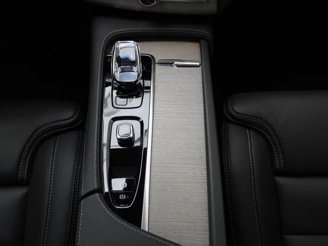 Volvo XC90 AWD Recharge T8 Ultimate