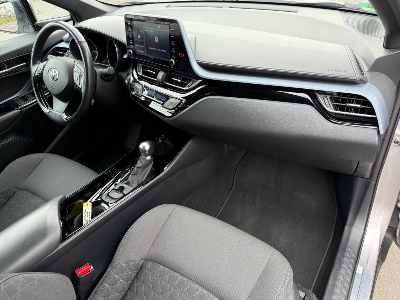 Toyota C-HR Hybride Team D