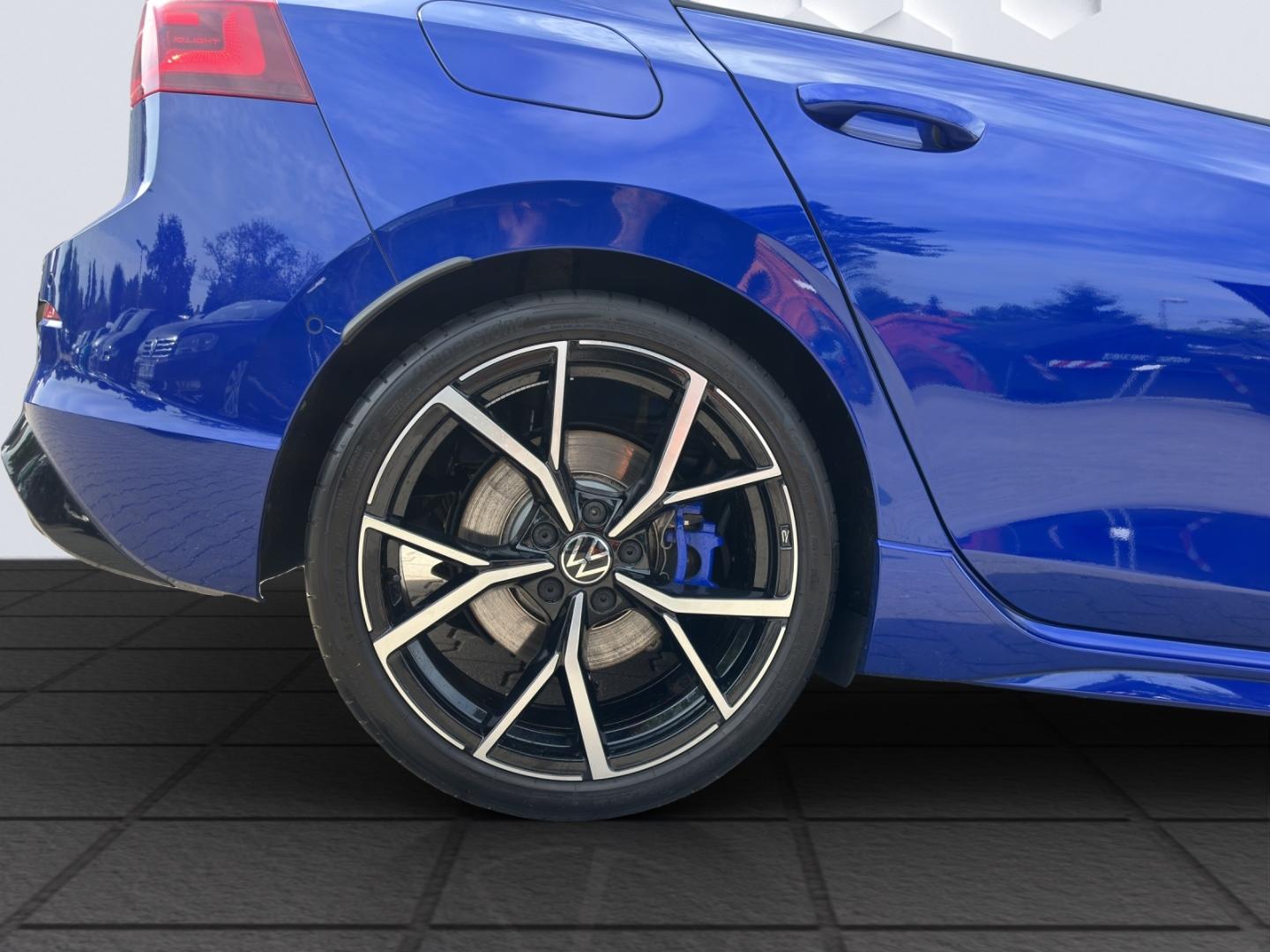 Volkswagen Golf 2.0 TSI 4Motion DSG Golf VIII