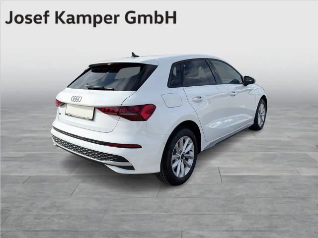 Audi A3 30 TFSI Sedan