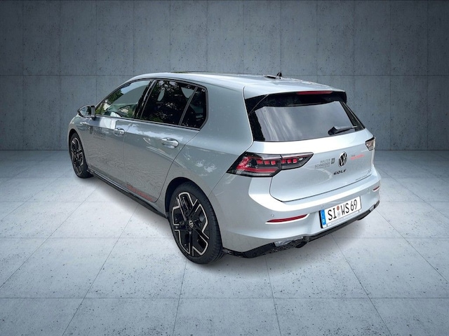 Volkswagen Golf DSG R-Line