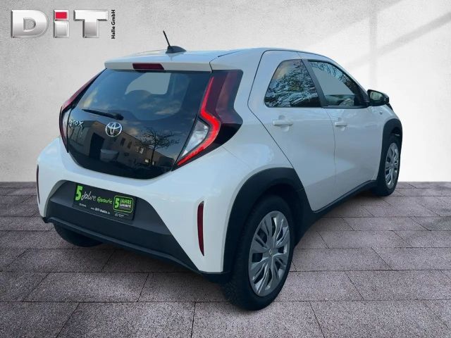 Toyota Aygo 1.0 VVT-i Hatchback Play