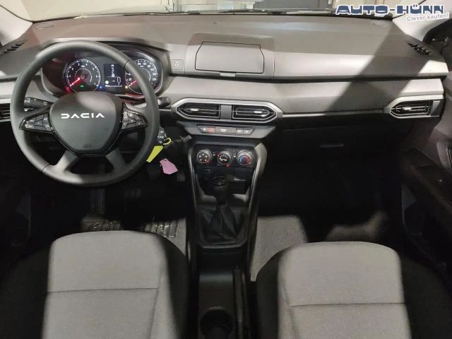 Dacia Sandero Essential TCe 90