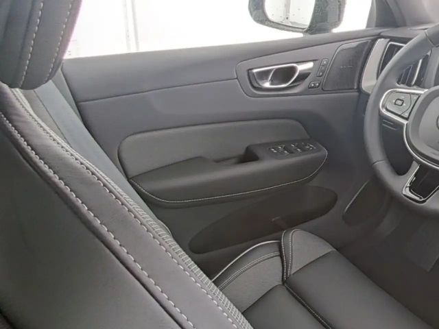 Volvo XC60 AWD Dark Plus Recharge