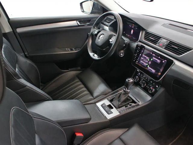 Skoda Superb 2.0 TDI Ambition Combi