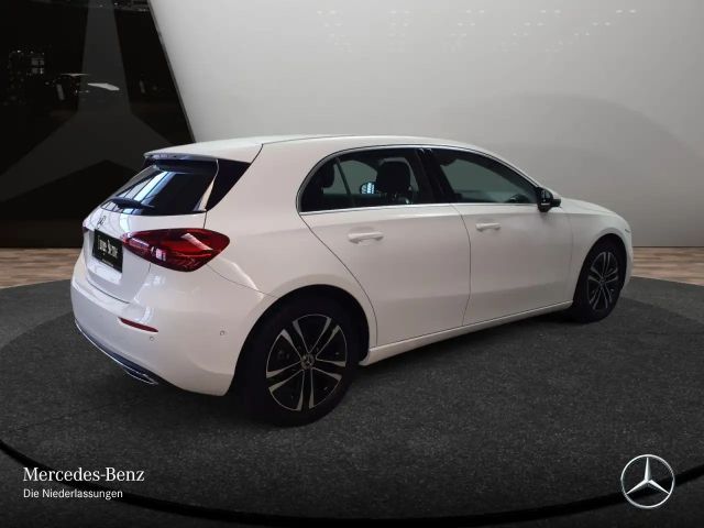 Mercedes-Benz A 200 Progressive