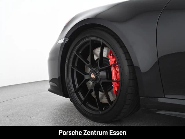 Porsche 992 4 Carrera Coupé GTS