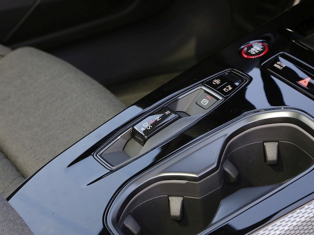 Audi A6 Avant Quattro S-Tronic