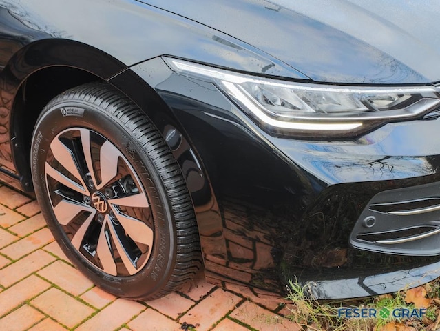 Volkswagen Golf 1.5 eTSI DSG