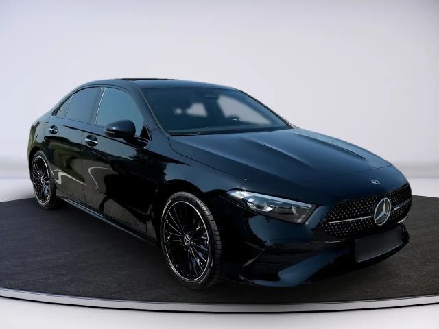 Mercedes-Benz A 200 A 200 d