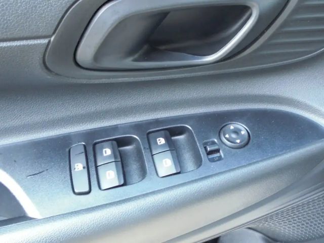 Hyundai i20 Essential