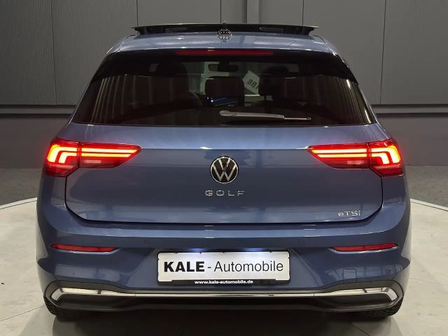 Volkswagen Golf 1.5 eTSI DSG
