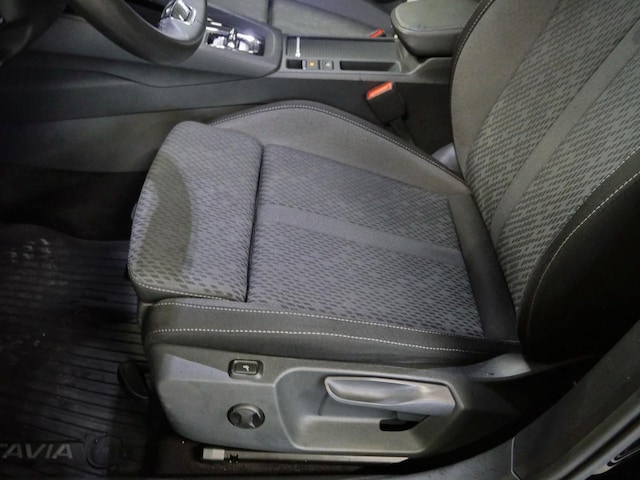 Skoda Octavia 2.0 TDI Clever Combi