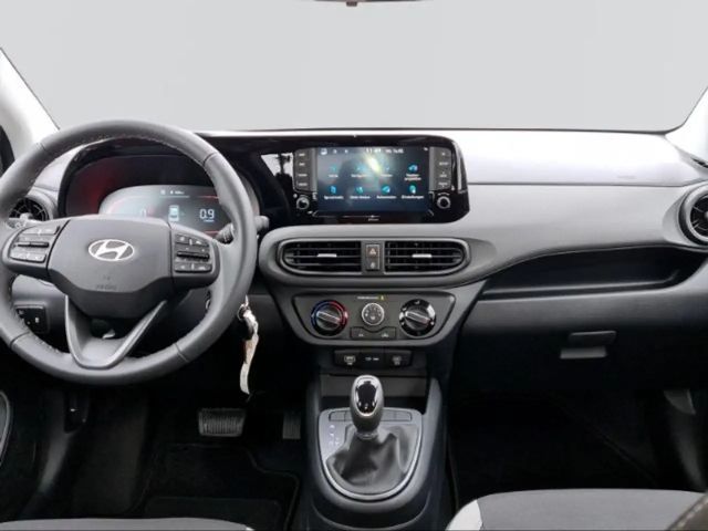Hyundai i10 1.0