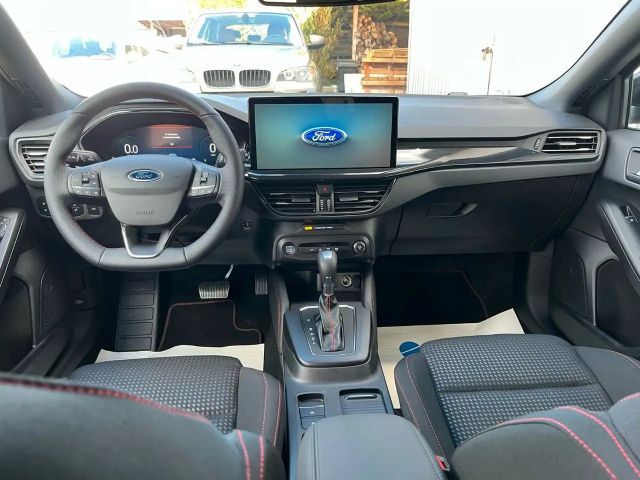 Ford Focus ST Line Wagon