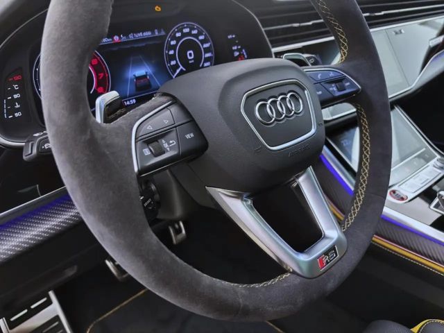 Audi RS Q8 Performance Quattro