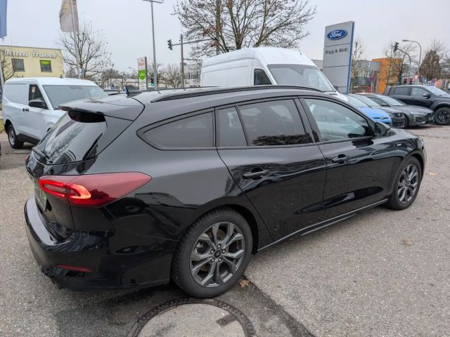 Ford Focus ST Line Wagon