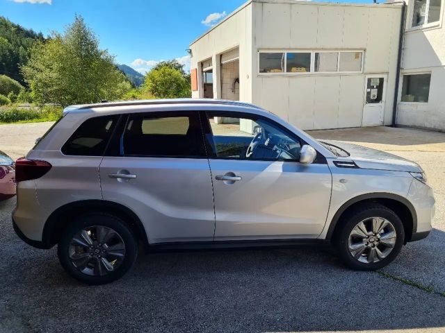 Suzuki Vitara AllGrip Hybrid Shine