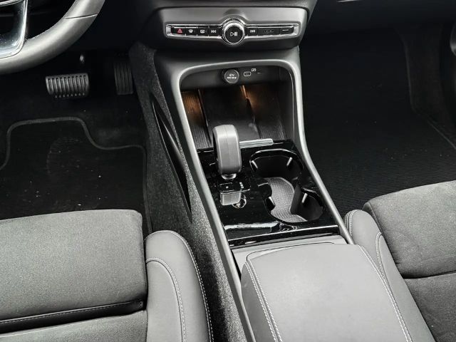 Volvo C40 AWD Plus Recharge Twin Engine