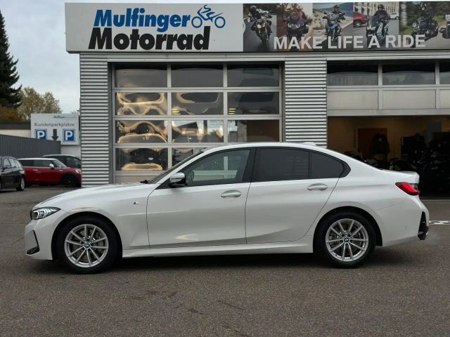 BMW 330 330i M-Sport Sedan xDrive