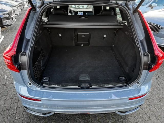 Volvo XC60 Dark Plus