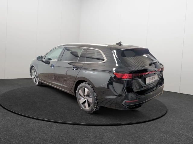 Volkswagen Passat 1.5 eTSI Business Variant