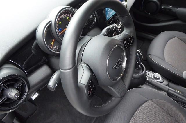 MINI Cooper 5-deurs Essential