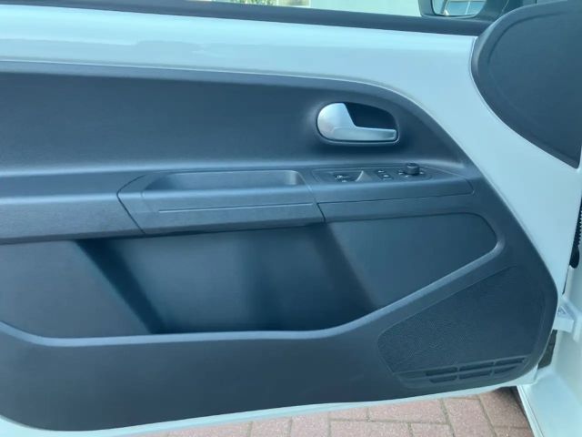 Volkswagen up! GTI Sound