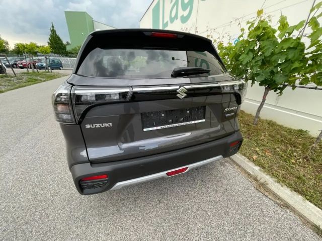 Suzuki S-Cross Hybrid