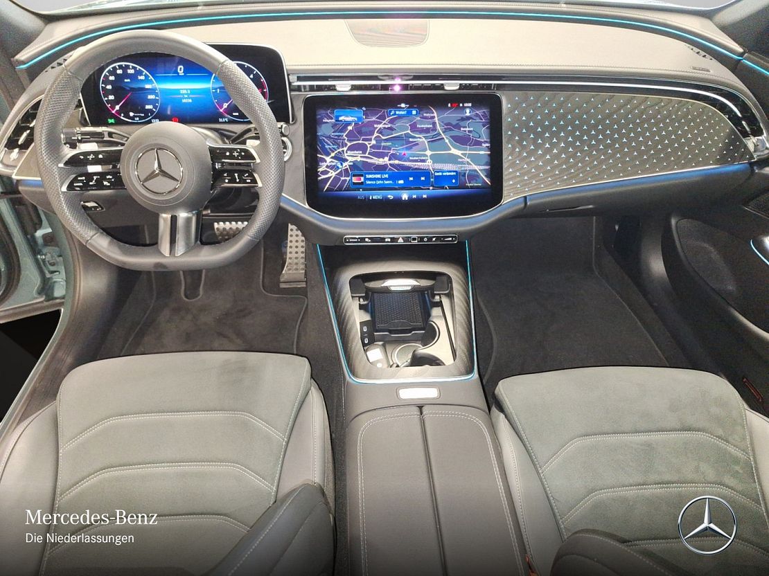 Mercedes-Benz E 220 E 220 d Sedan