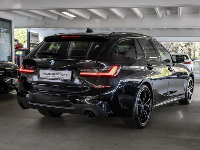 BMW 330 330d M-Sport Touring xDrive